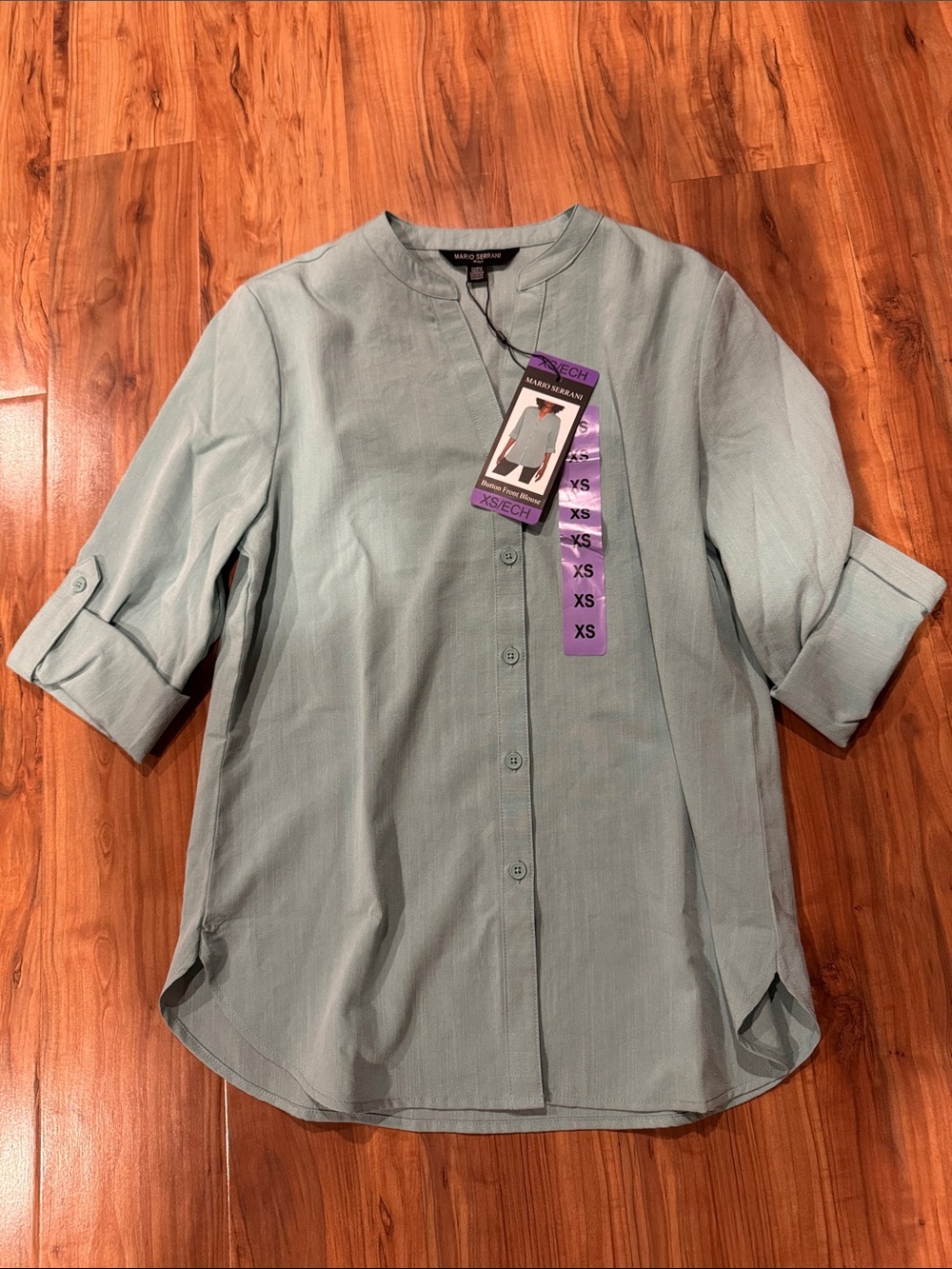 Mario Serrani Light Sage Green Button-Down Shirt Ladies XS